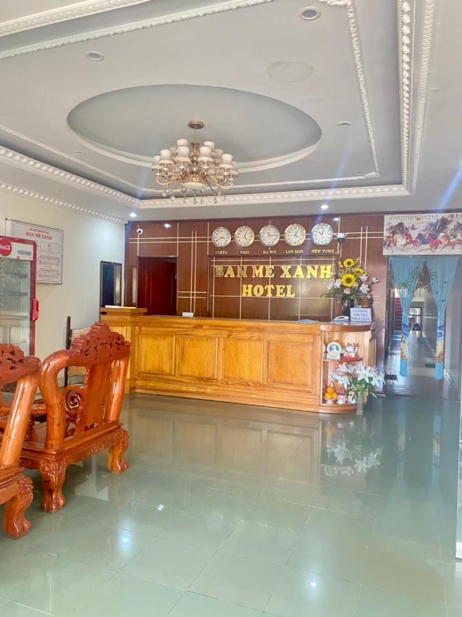 Отель Khach San Ban Me Xanh Буонметхуот Экстерьер фото