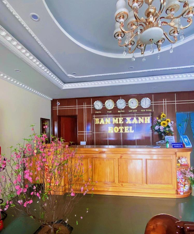 Отель Khach San Ban Me Xanh Буонметхуот Экстерьер фото